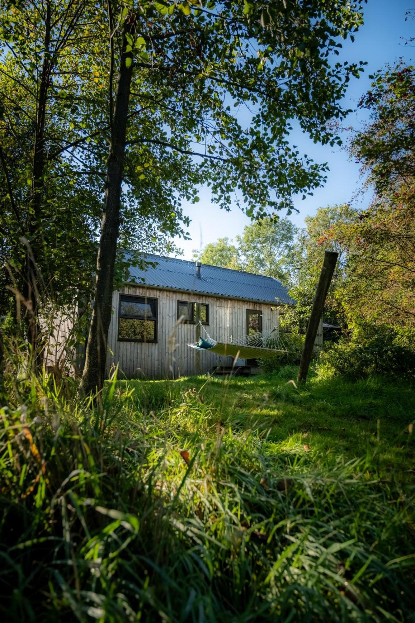 Pean-Buiten Waterlodges Nes  Exterior foto